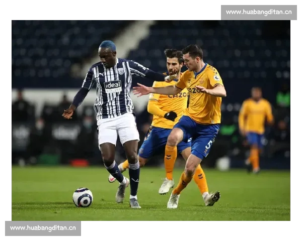 五大联赛最新赛季动态分析：各大豪门战绩走势与黑马崛起的全面解读